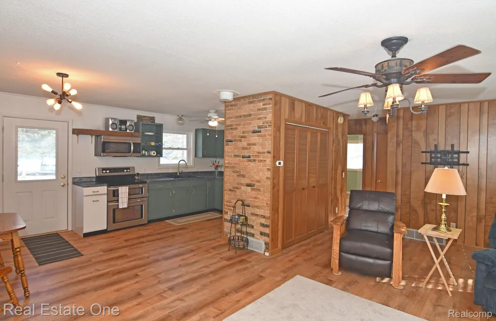 4284 Norway Road Alcona Township, MI 48742