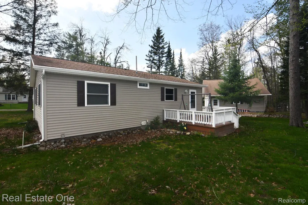 4284 Norway Road Alcona Township, MI 48742