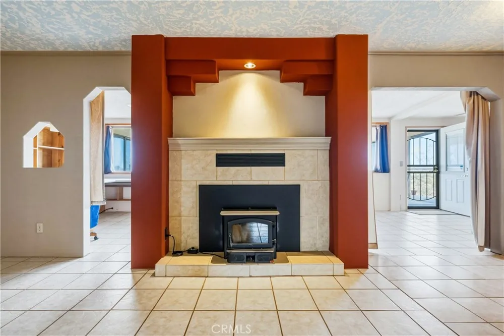 5975 Desert Star Johnson Valley, CA 92285