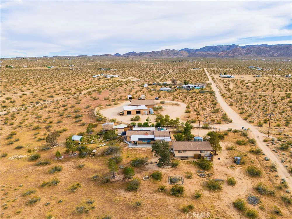 5975 Desert Star Johnson Valley, CA 92285