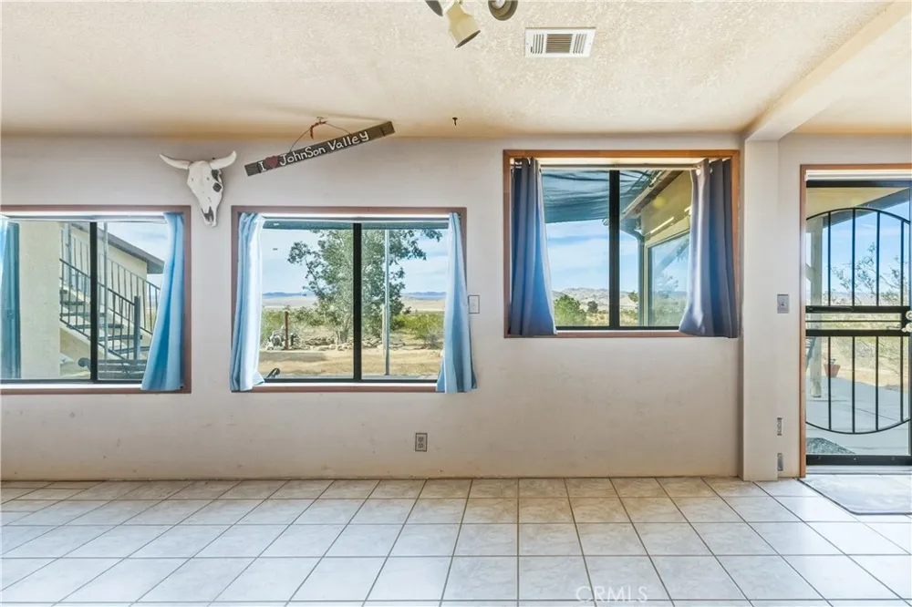 5975 Desert Star Johnson Valley, CA 92285
