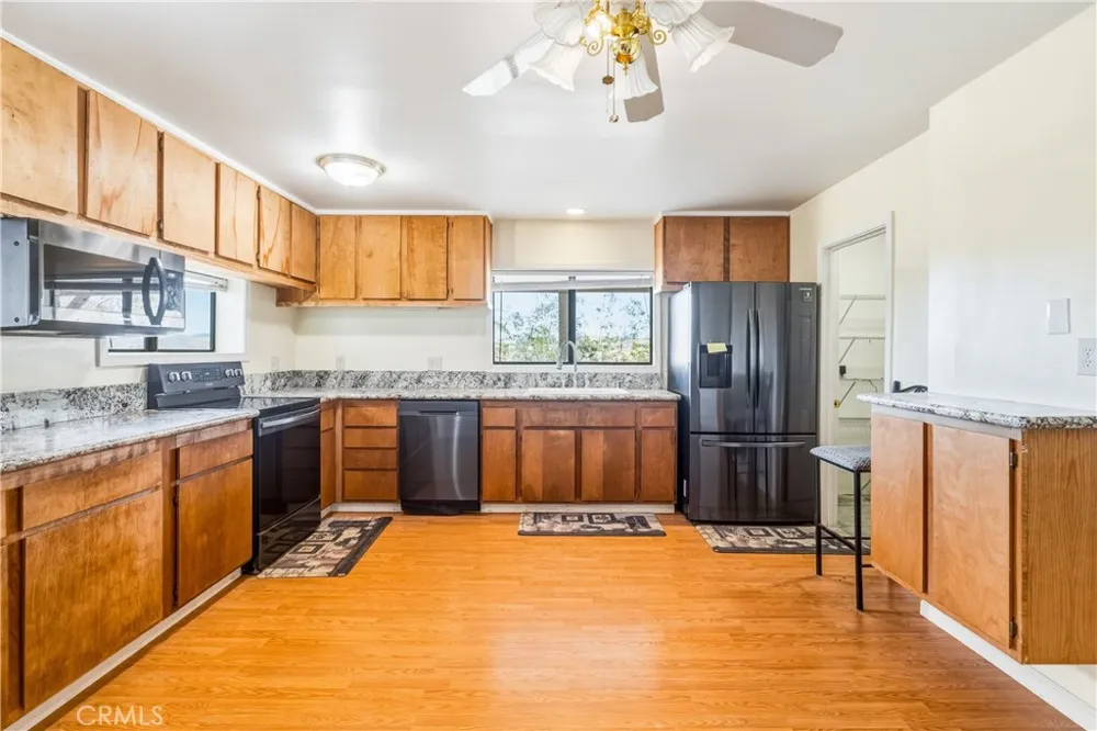 5975 Desert Star Johnson Valley, CA 92285