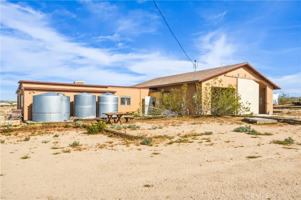 5975 Desert Star Johnson Valley, CA 92285