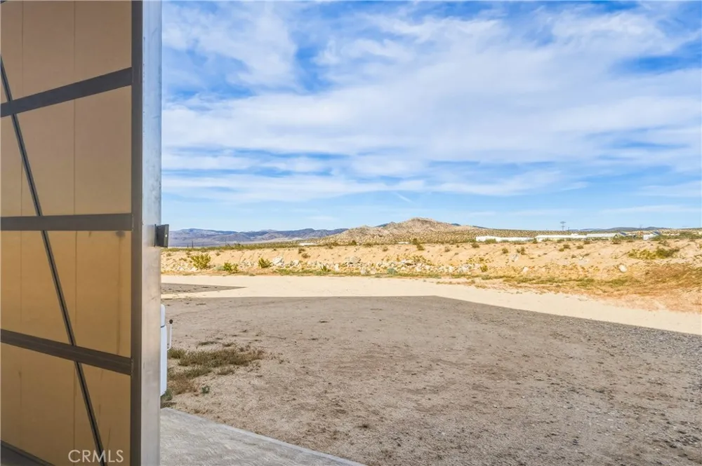 5975 Desert Star Johnson Valley, CA 92285