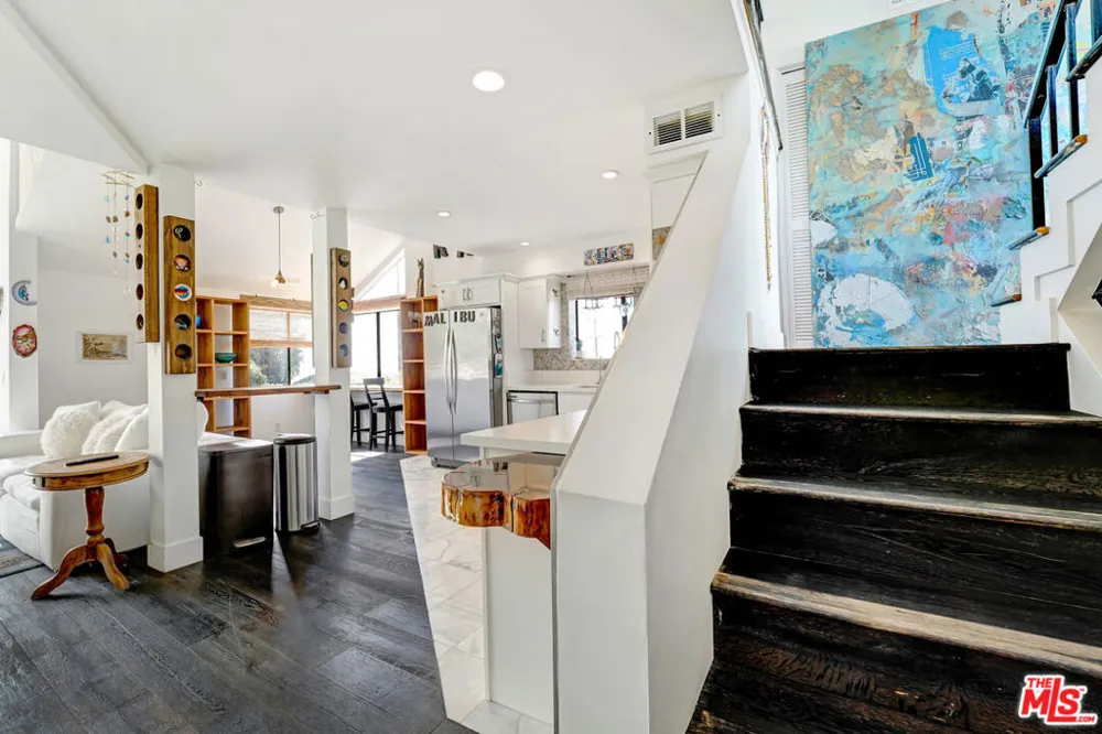 29231 Heathercliff Road #1 Malibu, CA 90265