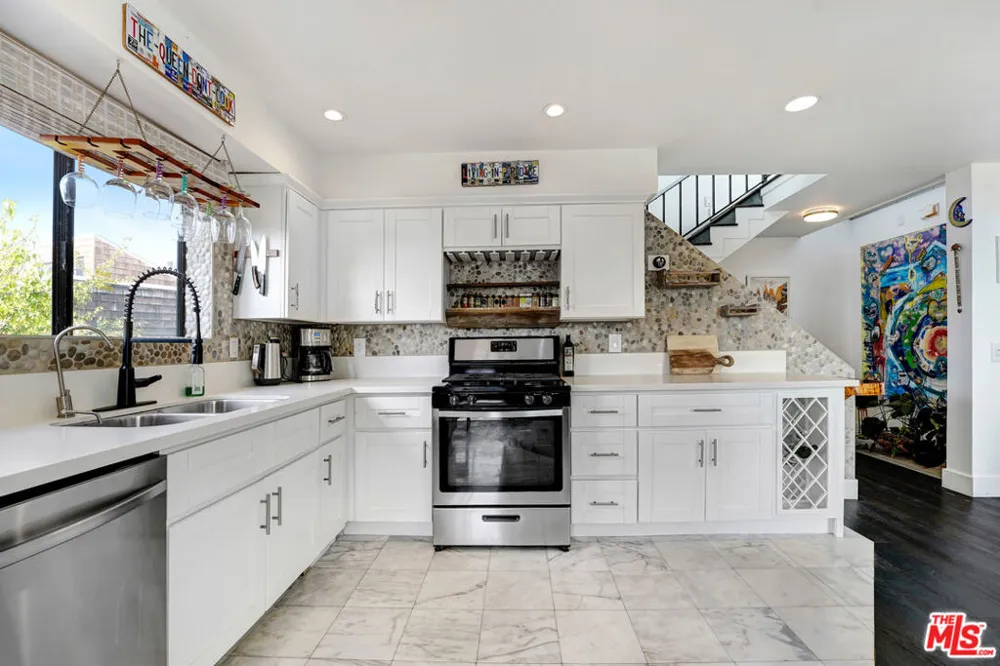 29231 Heathercliff Road #1 Malibu, CA 90265