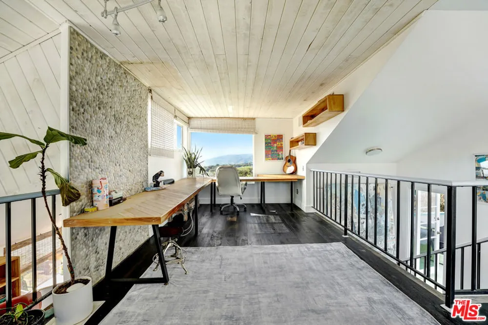 29231 Heathercliff Road #1 Malibu, CA 90265