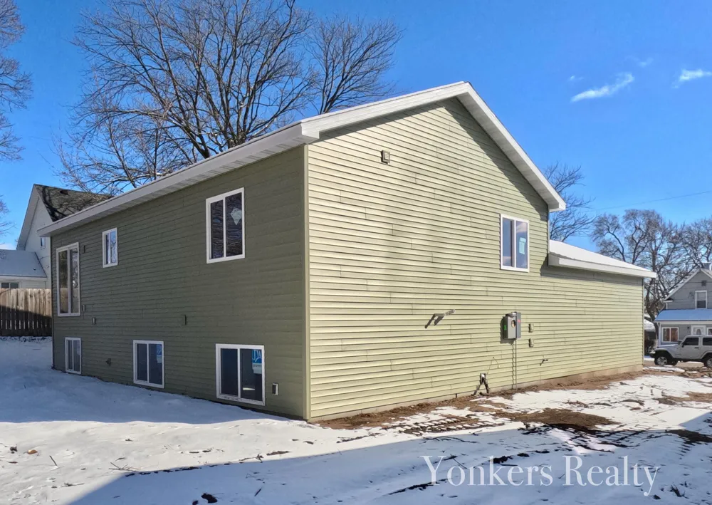 216 Leonard Street Belding City, MI 48809