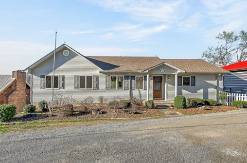 1634 Falling Water Rd