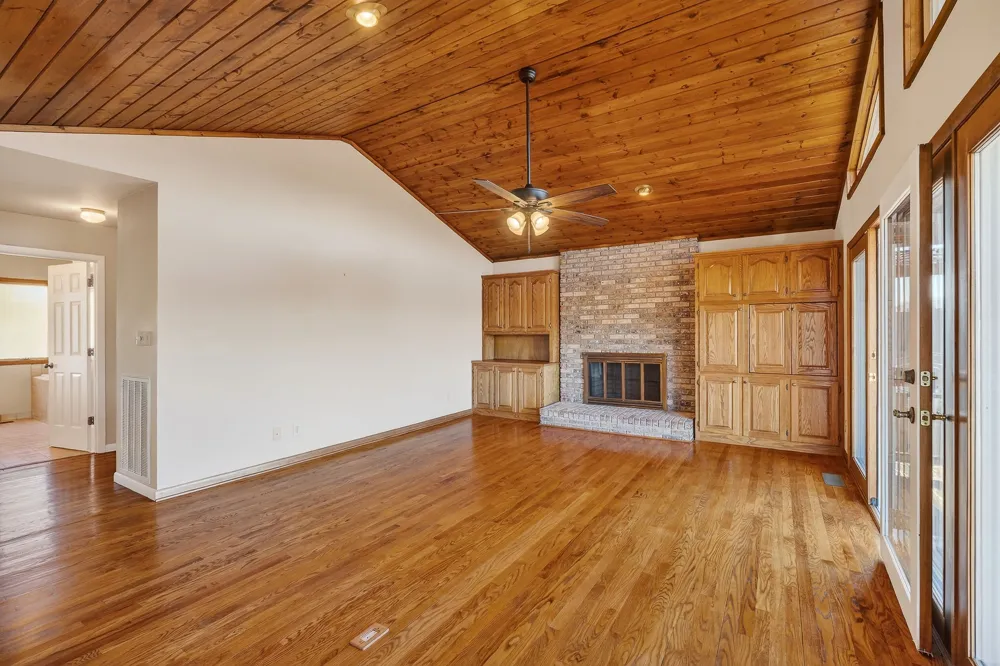 1634 Falling Water Rd Sparta, TN 38583