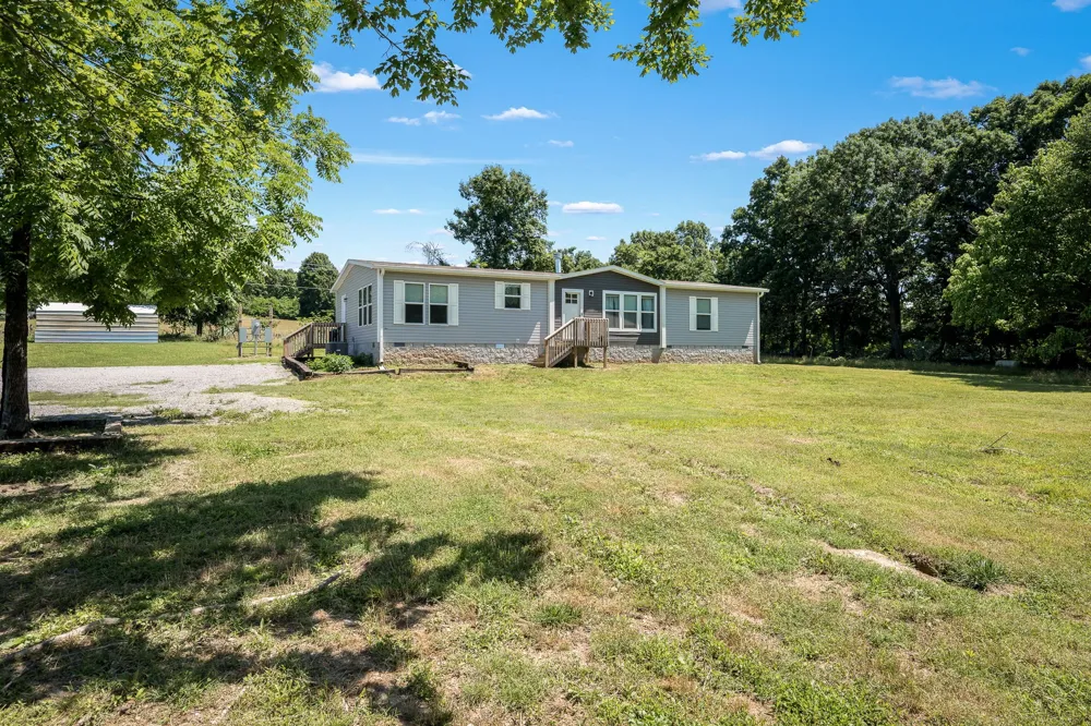 505 Philippi Rd Wartrace, TN 37183