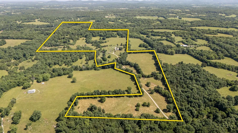 505 Philippi Rd Wartrace, TN 37183