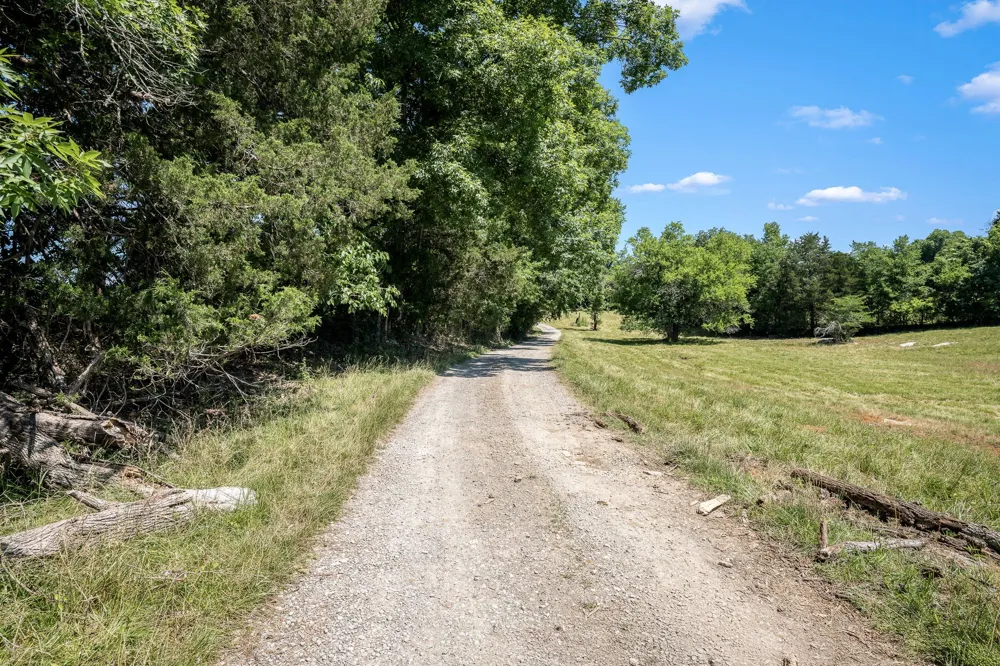 505 Philippi Rd Wartrace, TN 37183