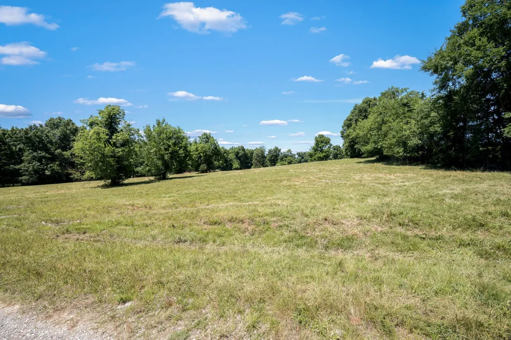 505 Philippi Rd Wartrace, TN 37183