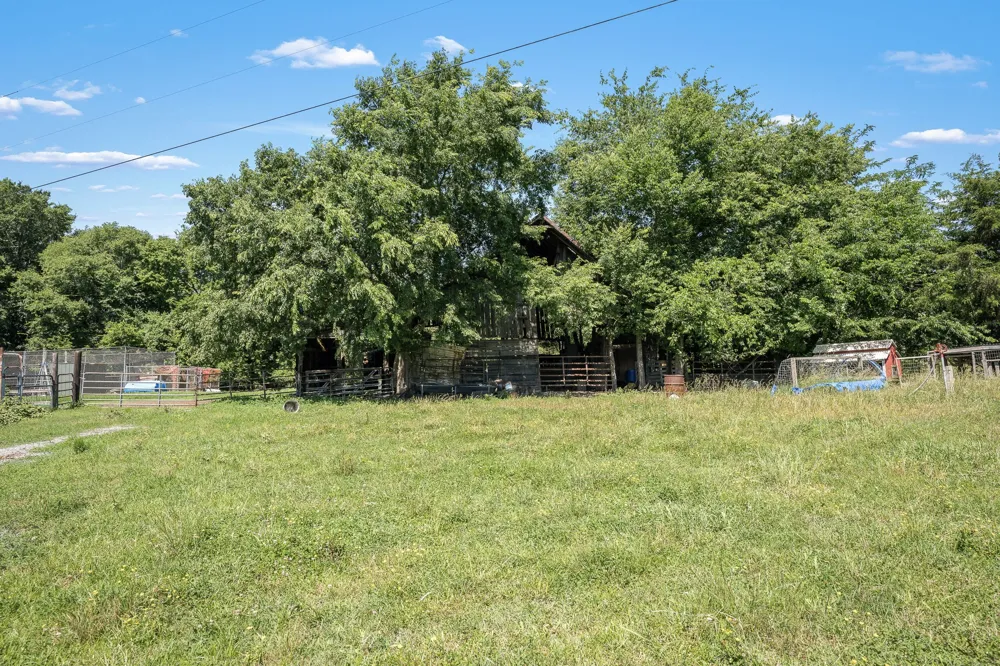 505 Philippi Rd Wartrace, TN 37183