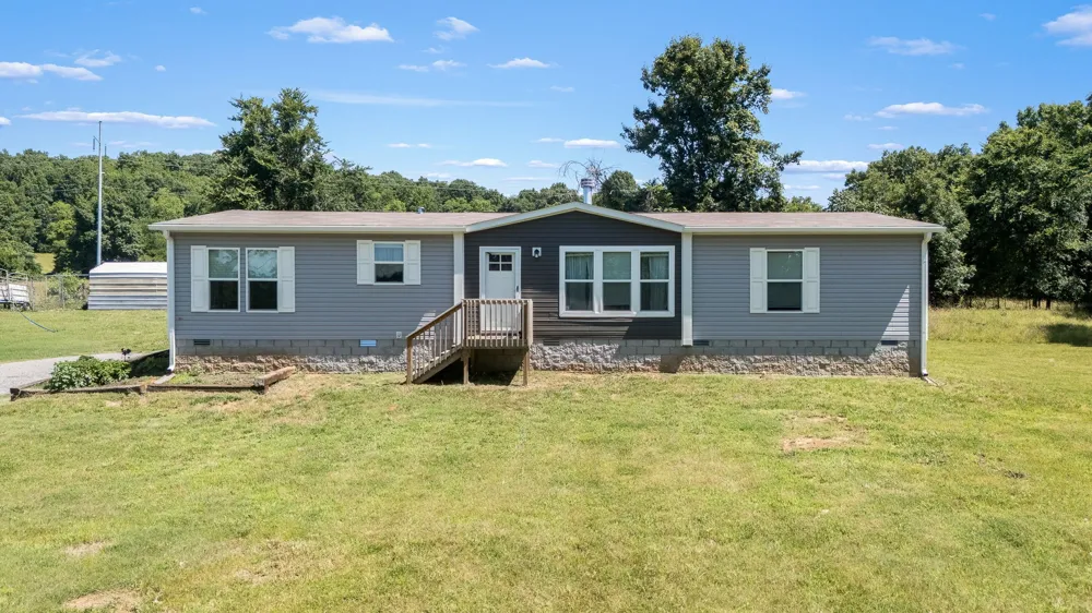 505 Philippi Rd Wartrace, TN 37183