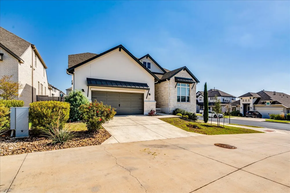 1533 Jay Wolf Drive Georgetown, TX 78628