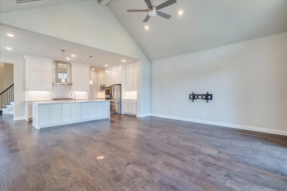 1533 Jay Wolf Drive Georgetown, TX 78628