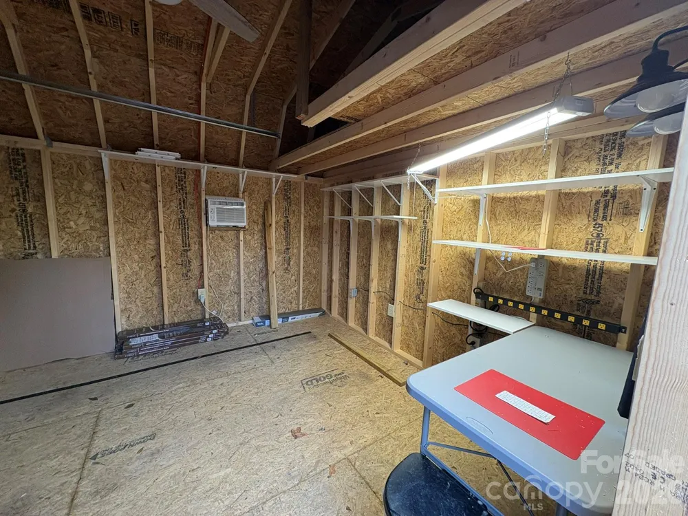 157 Hemlock Loop Newland, NC 28657