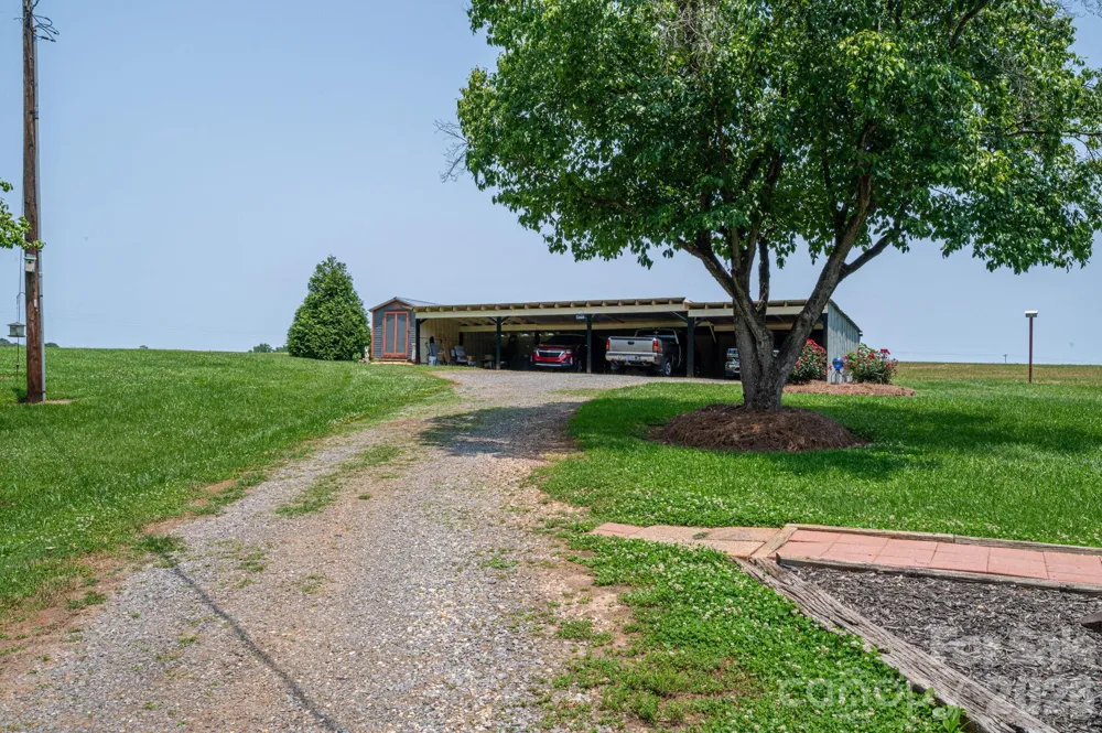 5958 Hoover Elmore Road Lincolnton, NC 28092