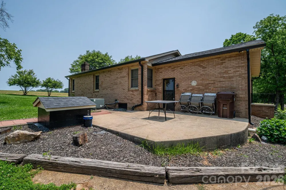 5958 Hoover Elmore Road Lincolnton, NC 28092