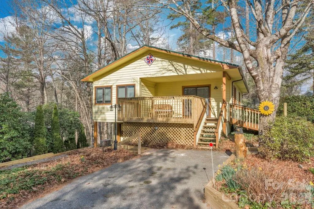 6 Ridgewood Lane Newland, NC 28657