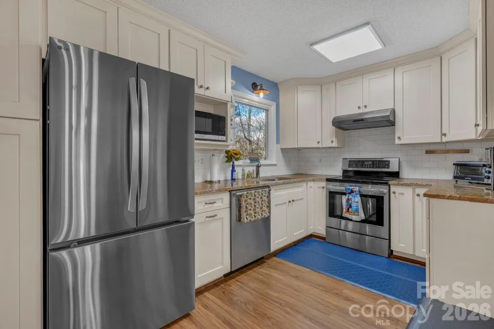 6 Ridgewood Lane Newland, NC 28657