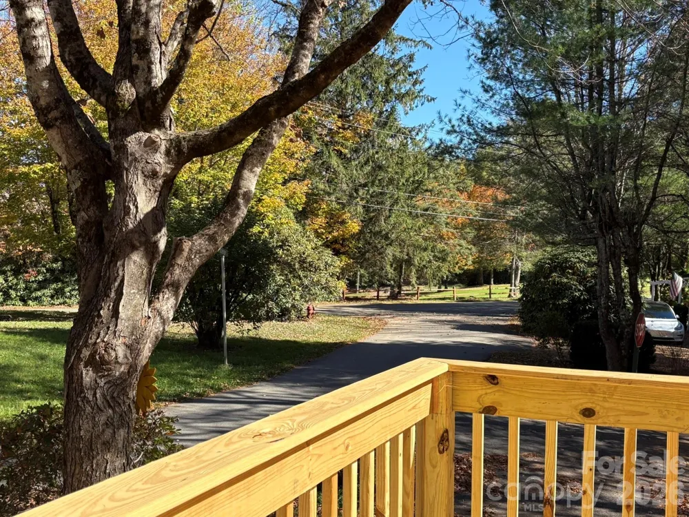 6 Ridgewood Lane Newland, NC 28657