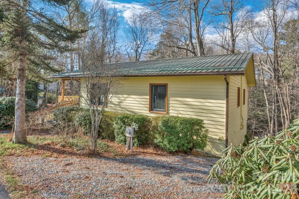6 Ridgewood Lane Newland, NC 28657