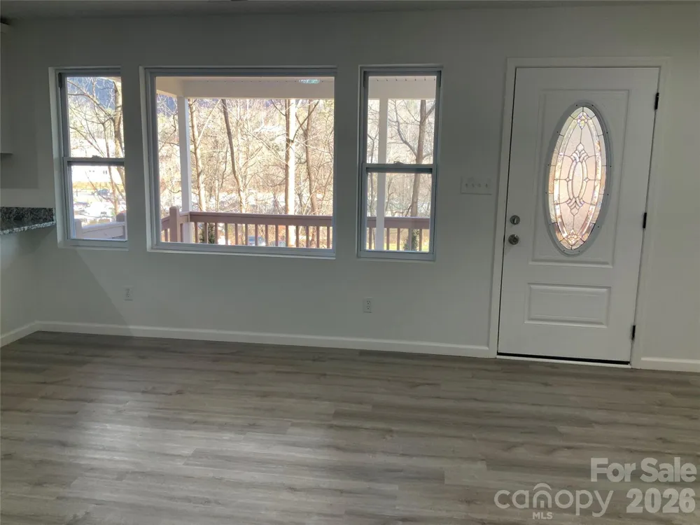 841 B CHARLOTTE Highway Fairview, NC 28730