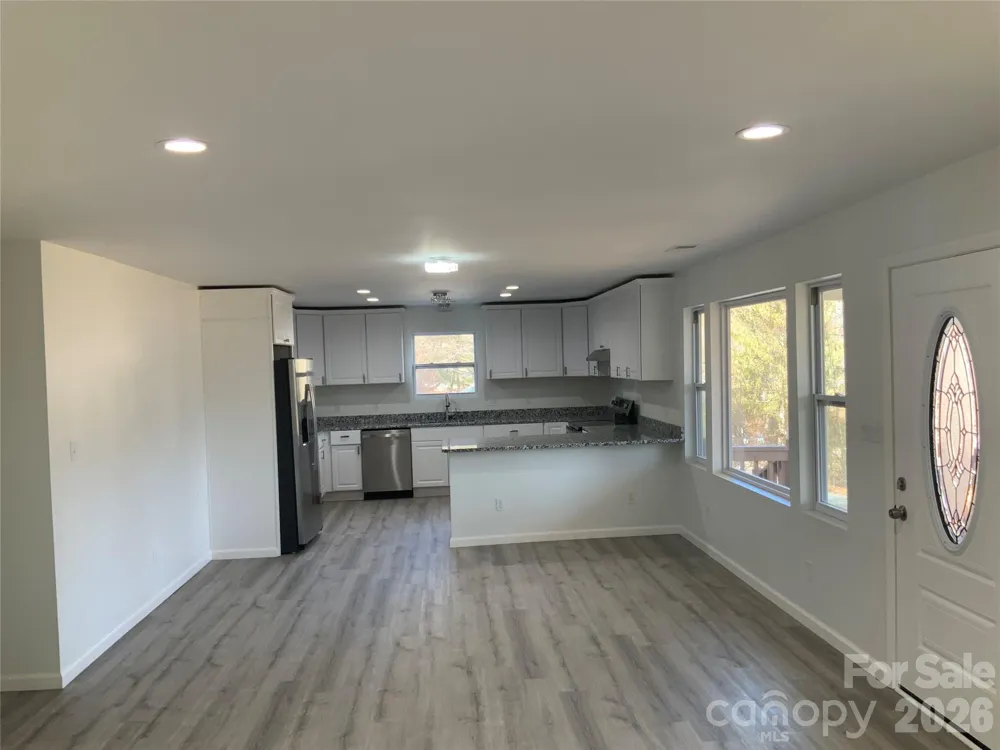 841 B CHARLOTTE Highway Fairview, NC 28730