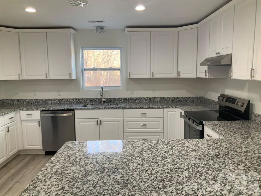 841 B CHARLOTTE Highway Fairview, NC 28730