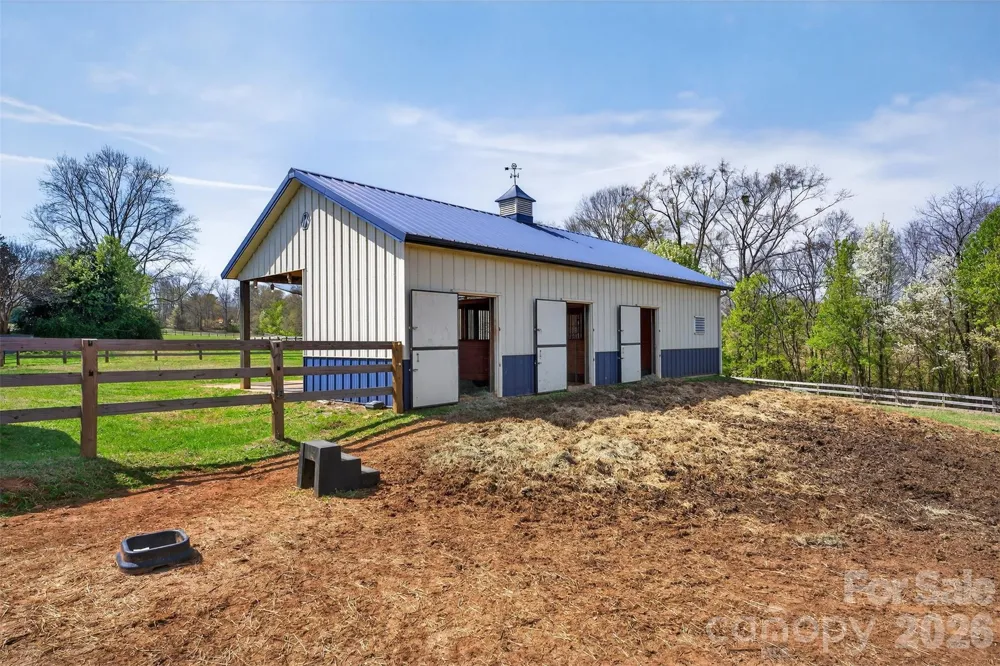 341 Ridings Road Chesnee, SC 29323