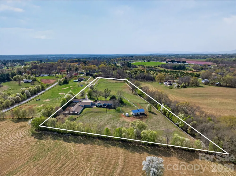 341 Ridings Road Chesnee, SC 29323