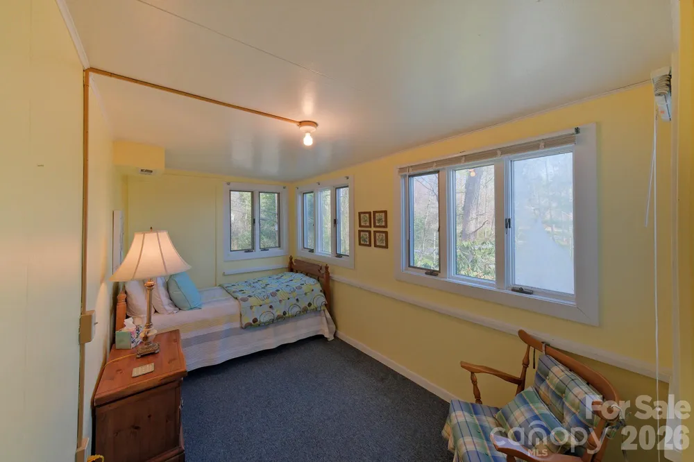 71 Norfolk Lane Laurel Park, NC 28739