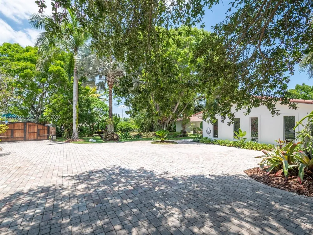 17220 SW 46th St Southwest Ranches, FL 33331