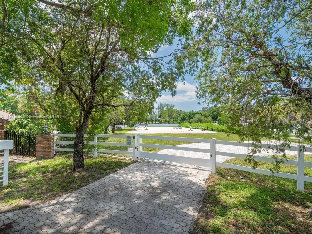 17220 SW 46th St Southwest Ranches, FL 33331