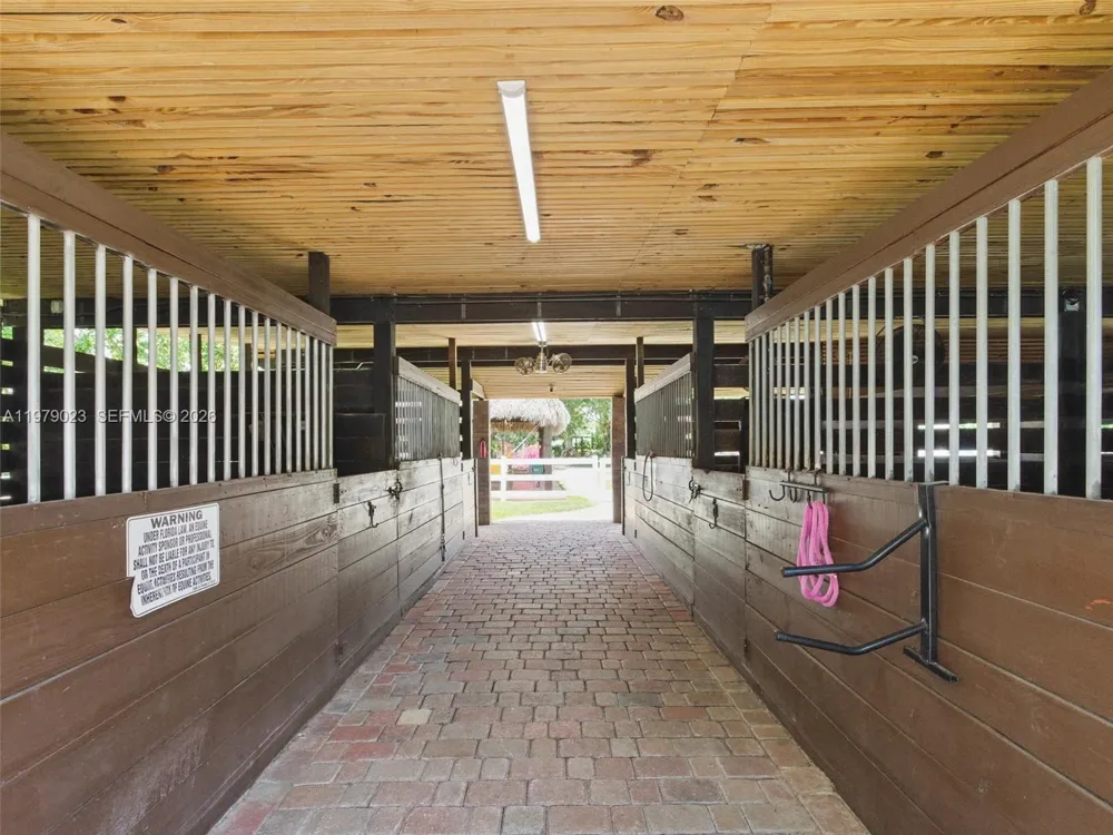 17220 SW 46th St Southwest Ranches, FL 33331