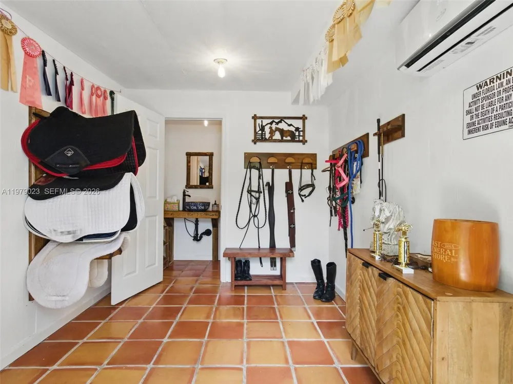17220 SW 46th St Southwest Ranches, FL 33331