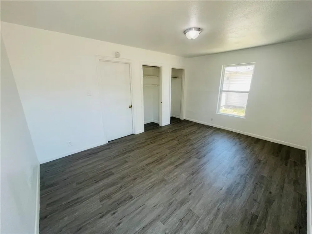 319 S Nueces Street Mathis, TX 78368