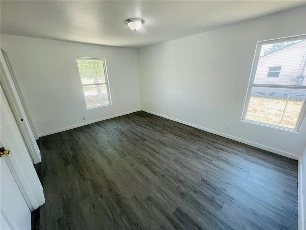 319 S Nueces Street Mathis, TX 78368