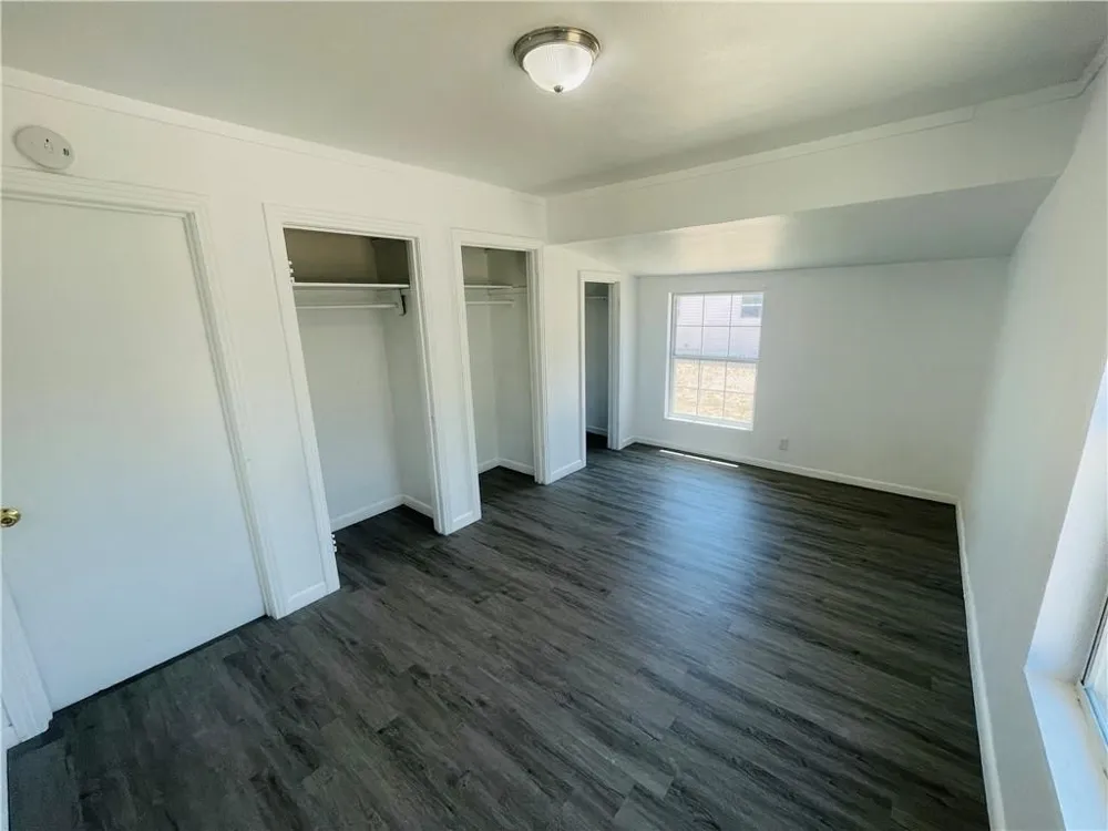 319 S Nueces Street Mathis, TX 78368