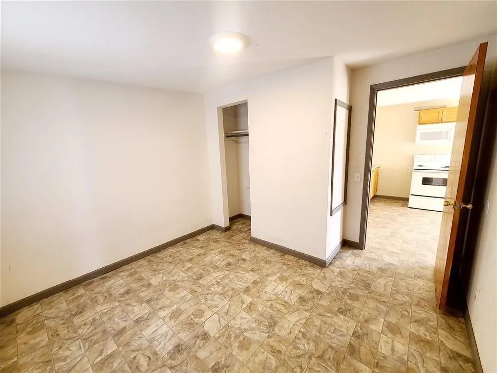 319 S Nueces Street Mathis, TX 78368