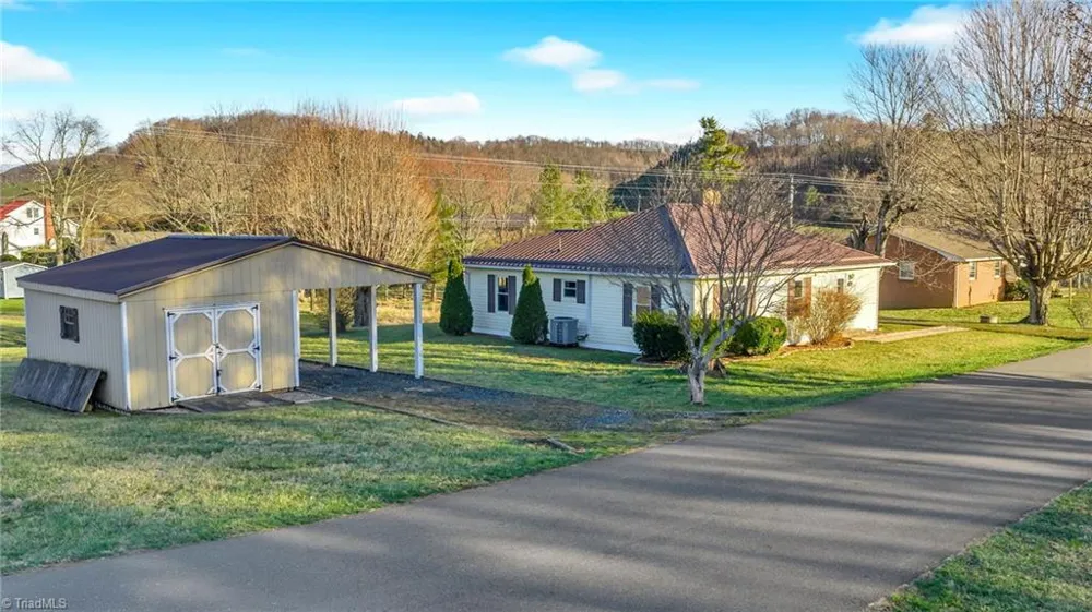 186 King Street West Jefferson, NC 28694