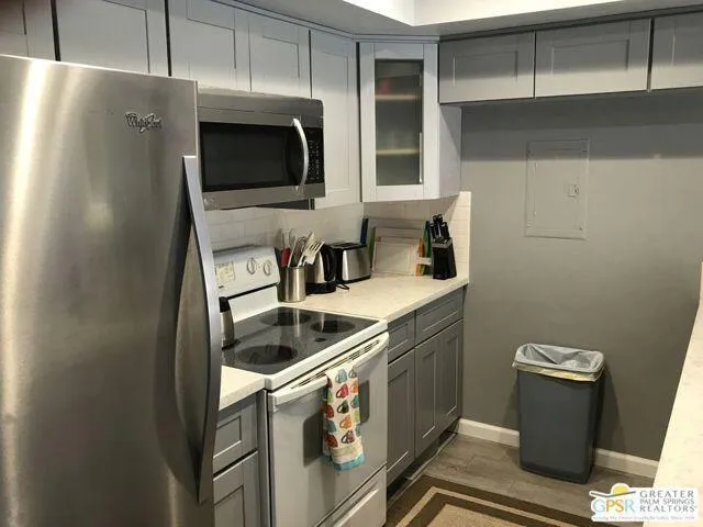 1655 E Palm Canyon Drive #812 Palm Springs, CA 92264