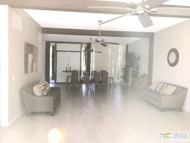 1655 E Palm Canyon Drive #812 Palm Springs, CA 92264
