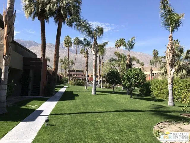 1655 E Palm Canyon Drive #812 Palm Springs, CA 92264