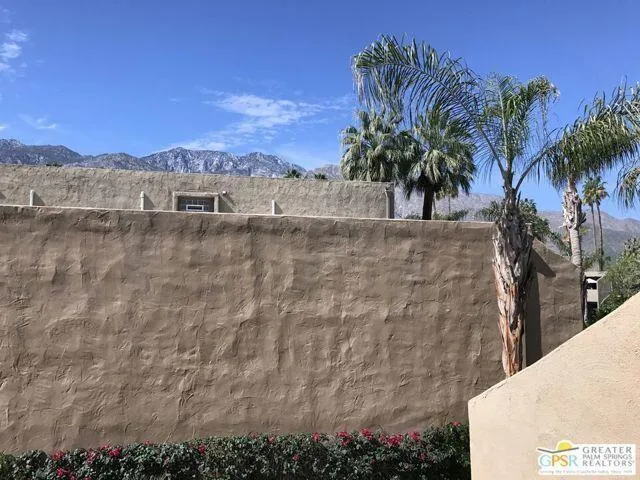 1655 E Palm Canyon Drive #812 Palm Springs, CA 92264
