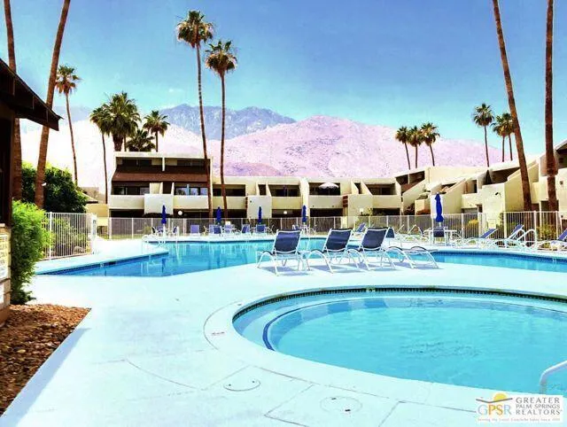 1655 E Palm Canyon Drive #812 Palm Springs, CA 92264