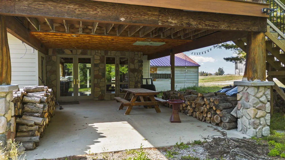3494 W Wilk Highway Hawks, MI 49743